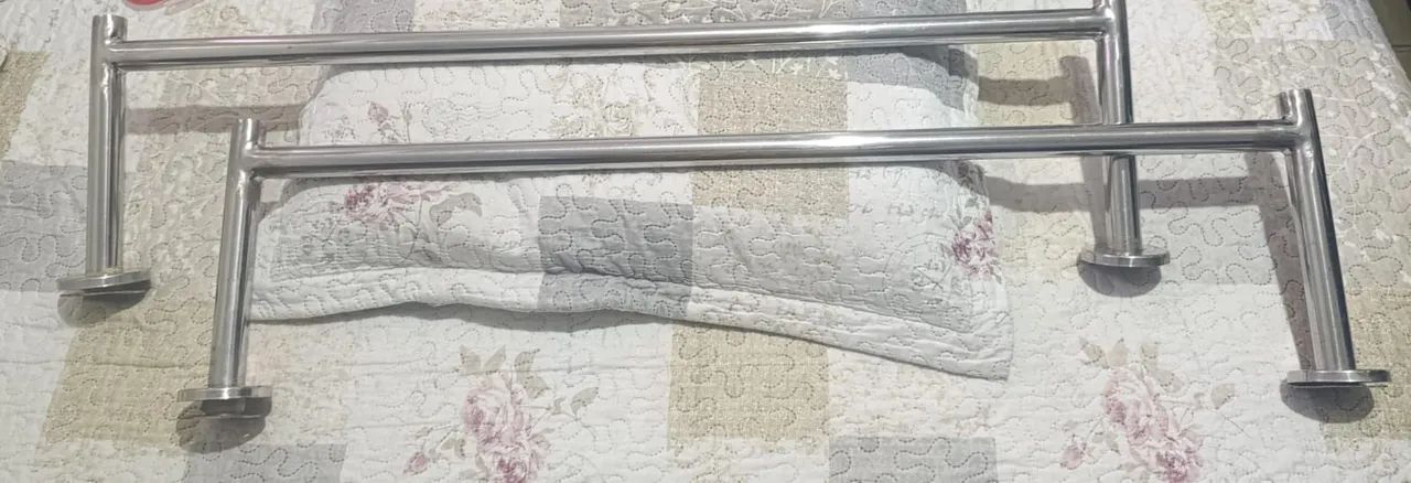 Araras inox para closed.