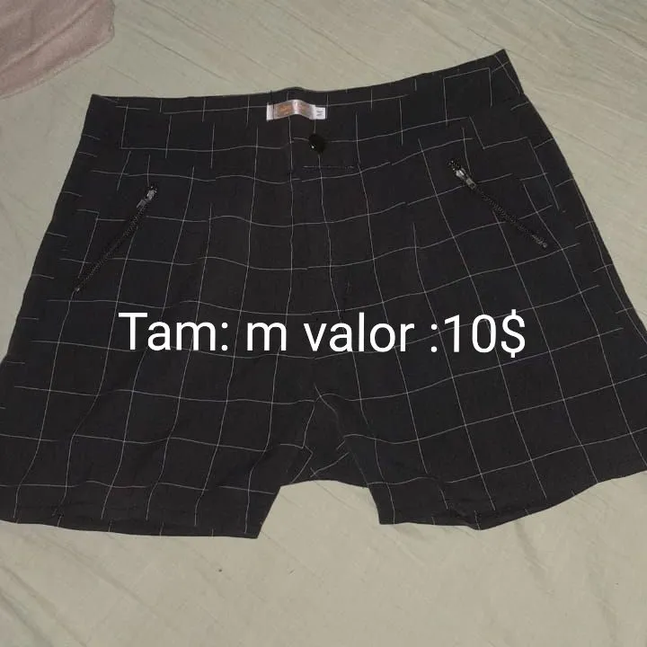 Shorts Preto Xadrez Tam. M - R$10