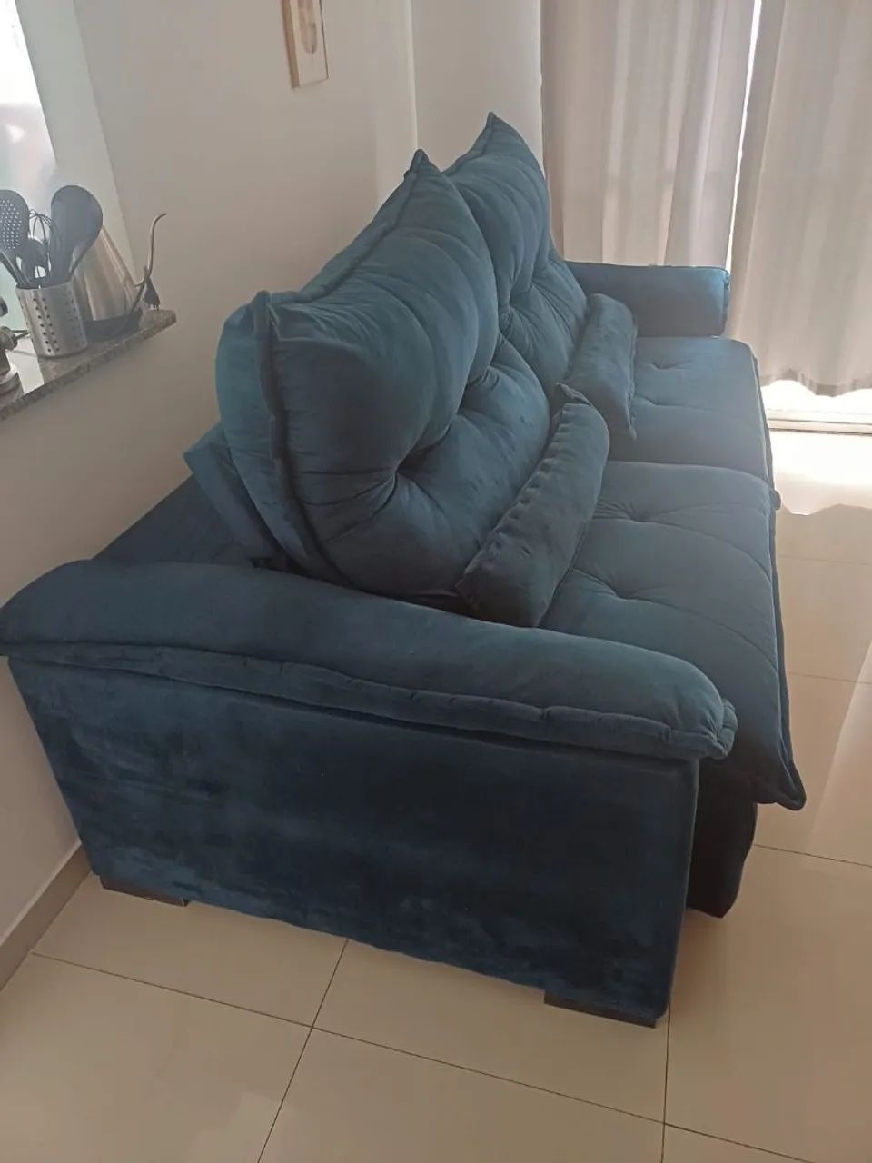 Sofá Retrátil e reclinável 4 lugares NOVO