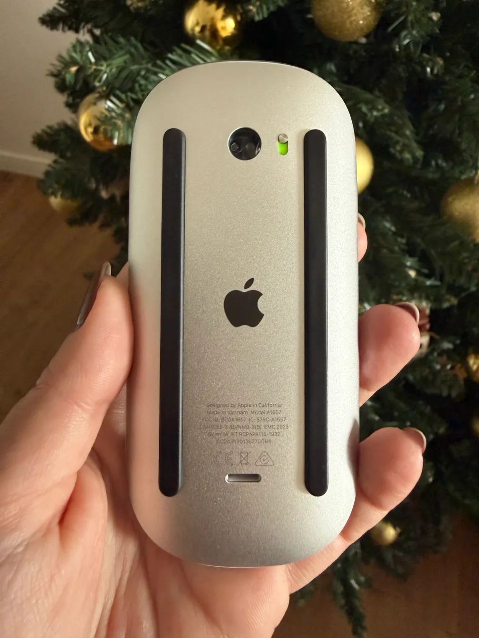 Apple - Magic Mouse (Lightning Port) - Wireless - Branco - Foto 2