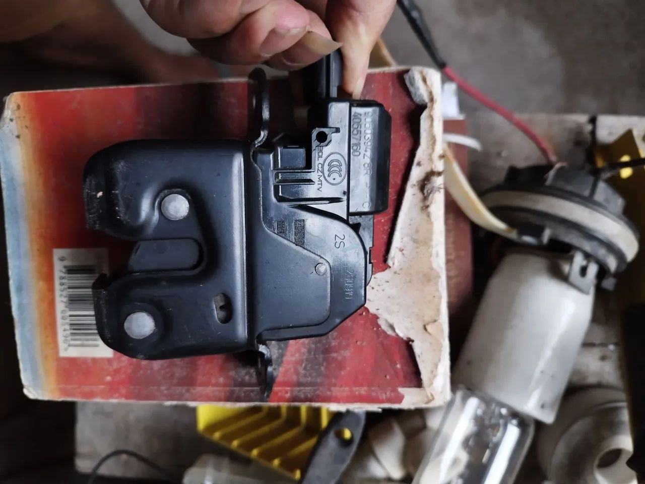 Trava da mala do kickis 2020