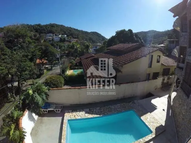 Casa com 7 dormitórios à venda, 400 m² por R$ 1.600.000,00 - Piratininga - Niterói/RJ
