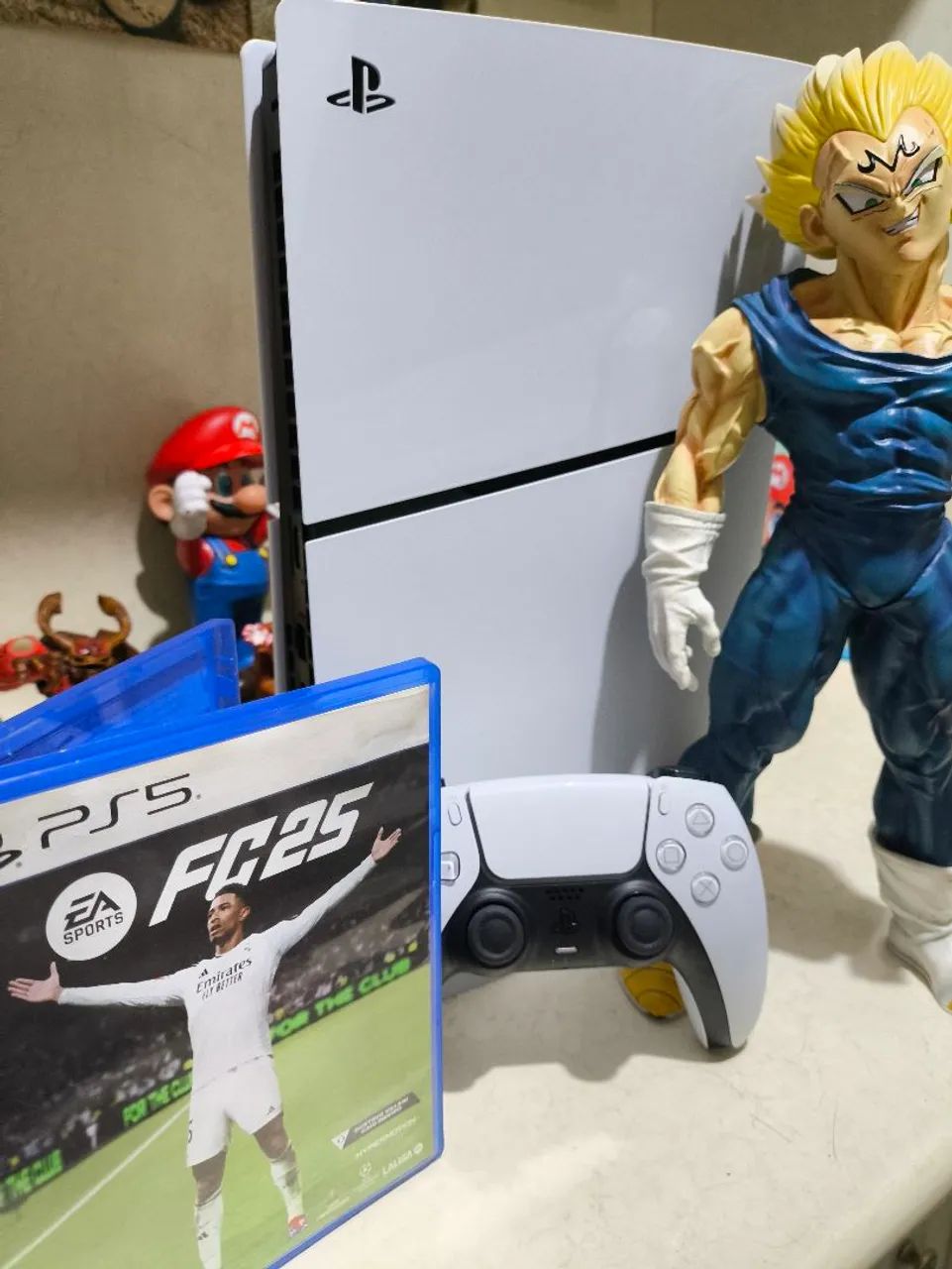 Playstation 5 slim + Jogo FIFA 25