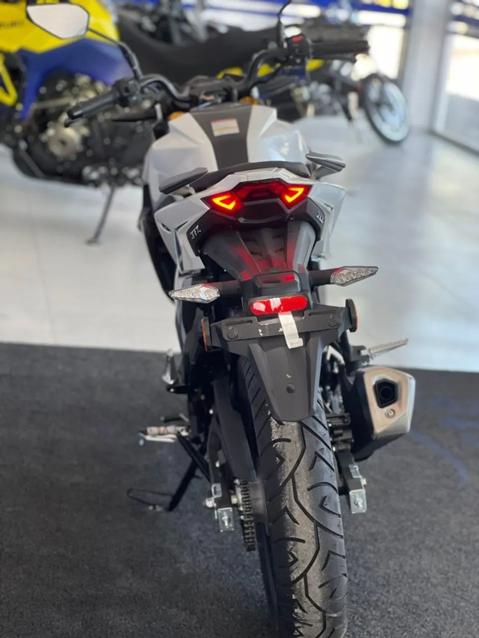 SUZUKI HAOJUE DR160S  - Foto 3