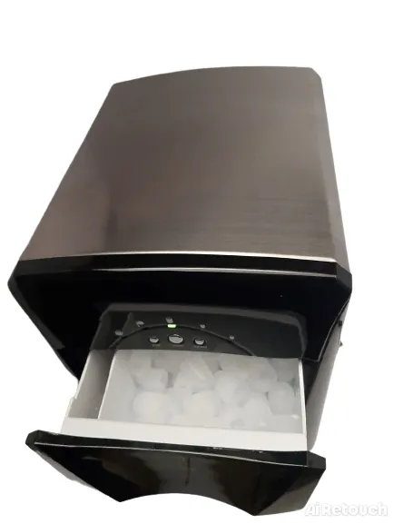 Máquina de gelo 110 V - Vai com 1 transformador de 220v para 110v