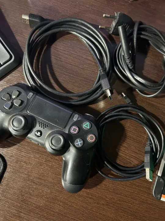 PS4 Slim - 500GB
