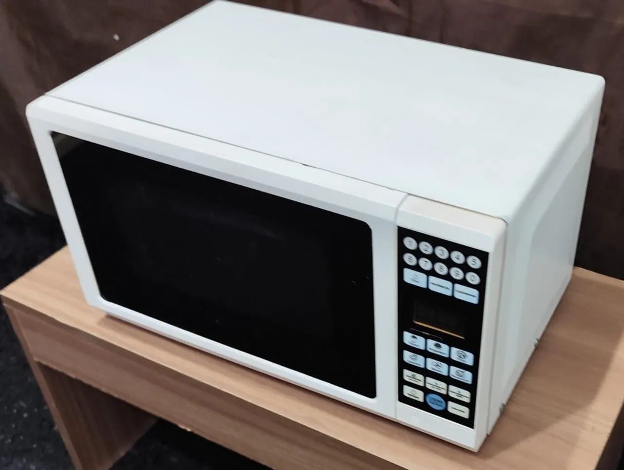 R$230,00Micro-ondas em ótimo estado! Com Garantia  - Foto 3