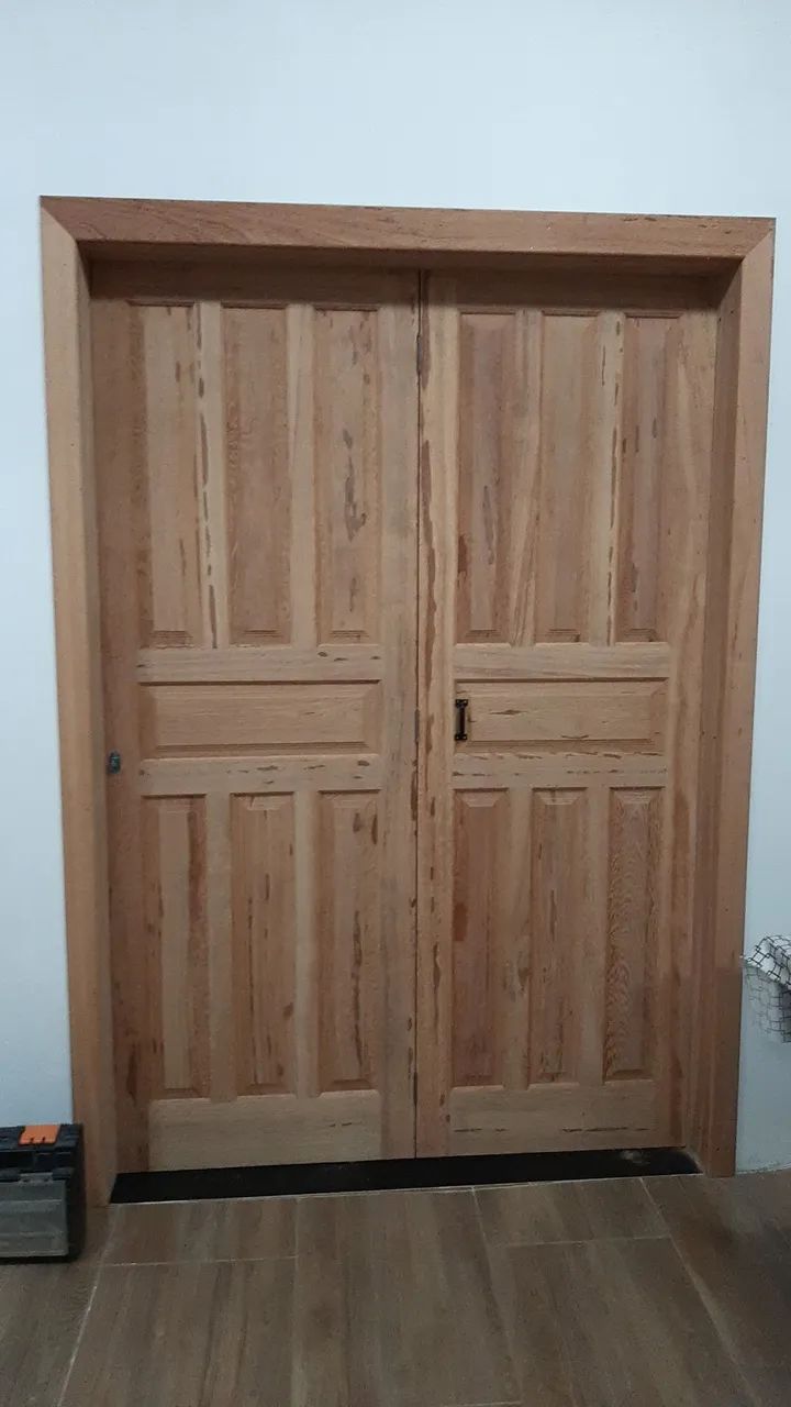 Trabalho com colocação de porta faço dek pergolado etc orçamento sem compromisso.  - Foto 3