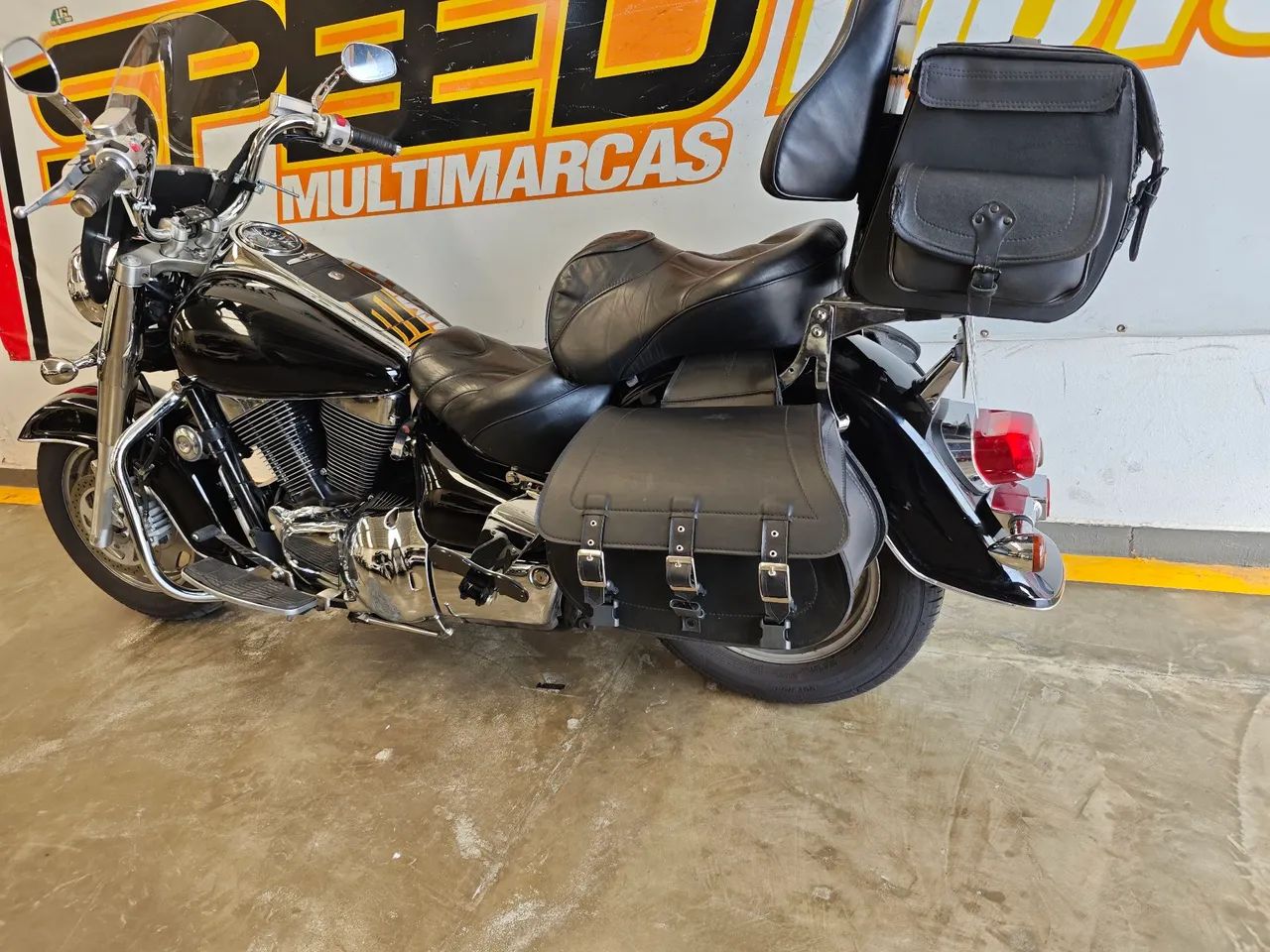 Suzuki Boulevard C1500 - Foto 4