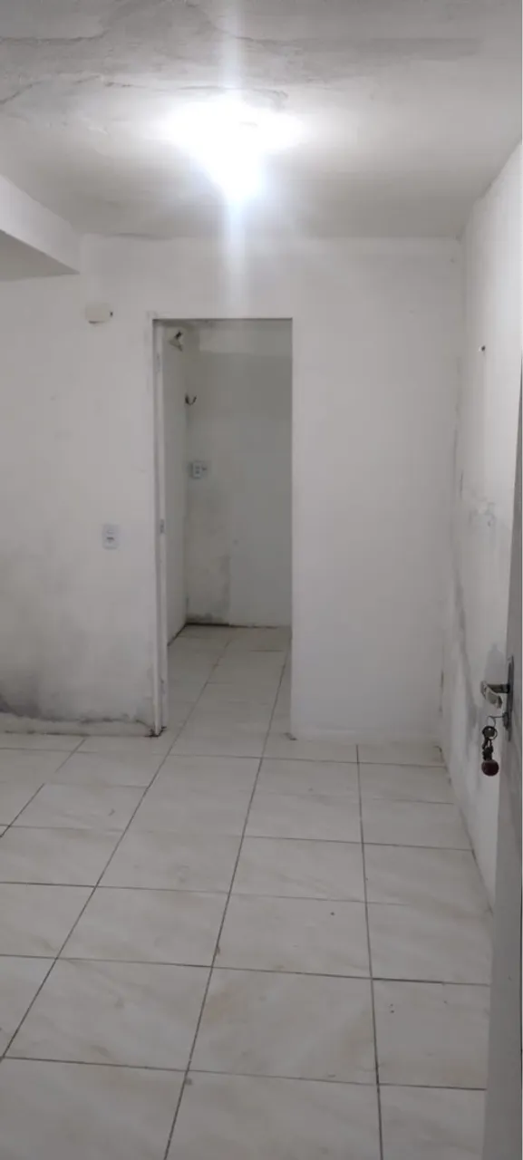 Alugo casa