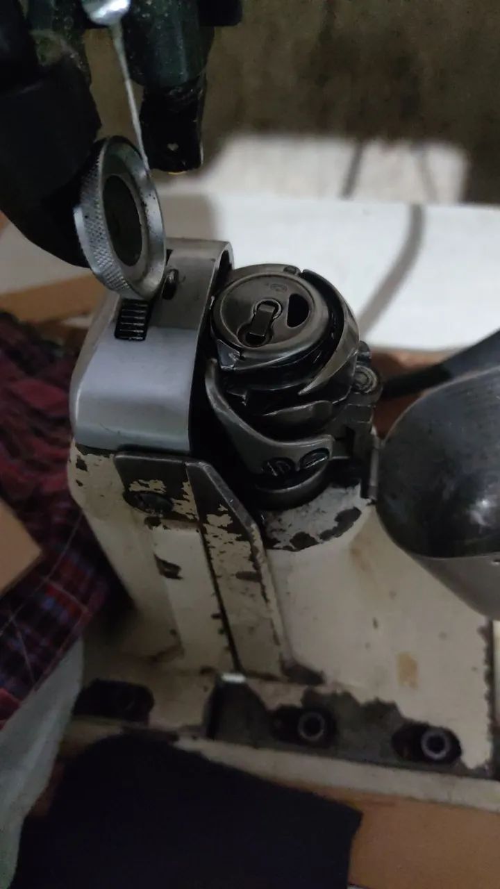 Máquina de coluna para couro Industrial Yamata 9910 - Foto 2