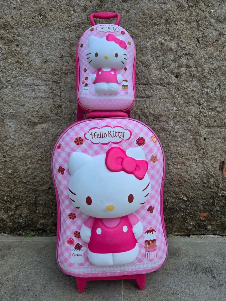 Bolsa Rodinhas+lancheira Hello Kitty 3D - Foto 2