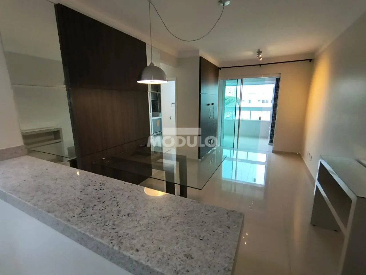 Apartamento para locação no bairro Santa Monica com 2 quartos