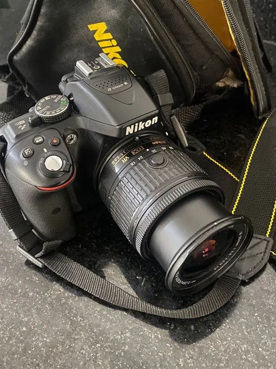 Vendo câmera Nikon D5300 com lente 15-55  - Foto 2
