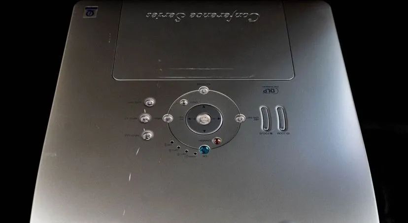 Projetor Sharp XG-PH70x