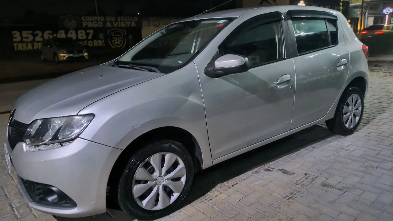 Sandero 1.0 2017 Aluguel pra aplicativos 