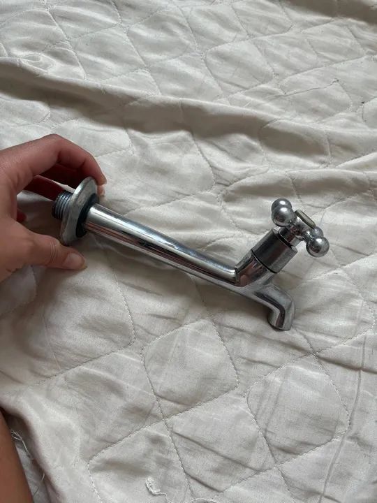 Torneira 64728432249859122