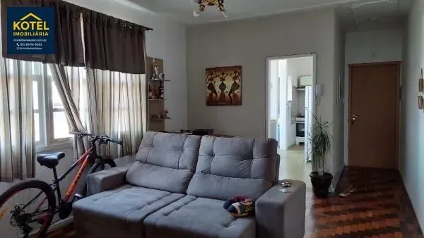 Apartamento em Porto Alegre, no bairro Azenha, com 2 dormitório(s), e 2 banheiros, à venda