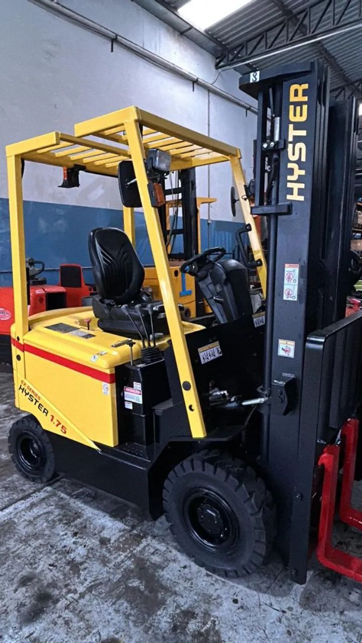 Empilhadeira Contrabalançada Hyster  - Foto 4