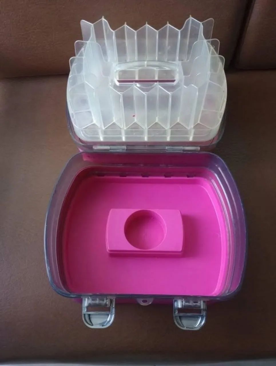 Maleta para 34 esmaltes + base para acetona e algodão  - Foto 4