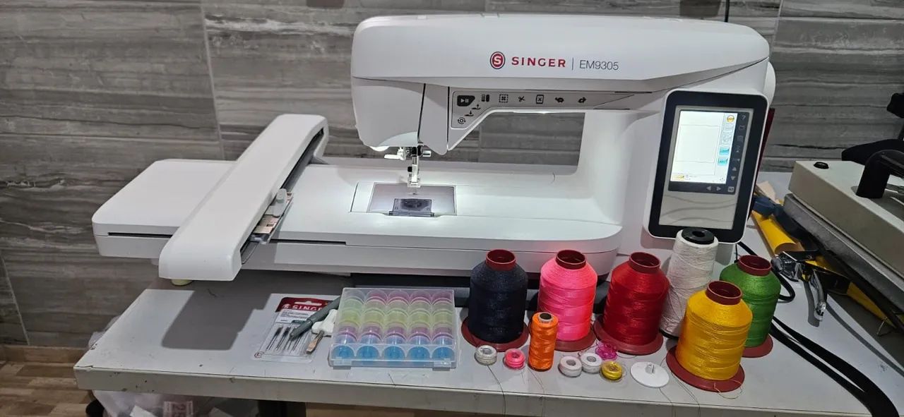 Máquina de Bordar Singer - Nova! - Foto 5