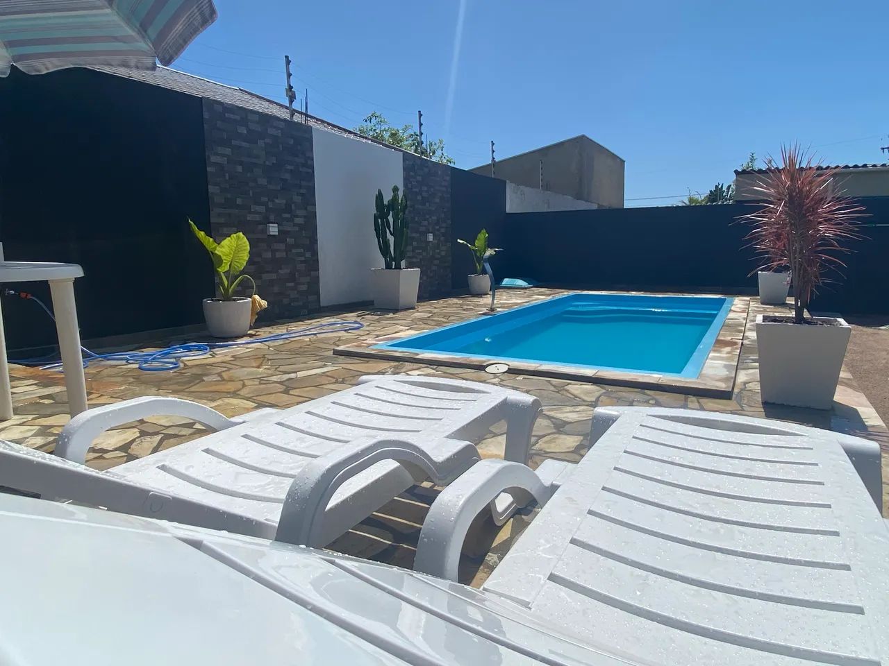 Casa com piscina - Balneário Coroados