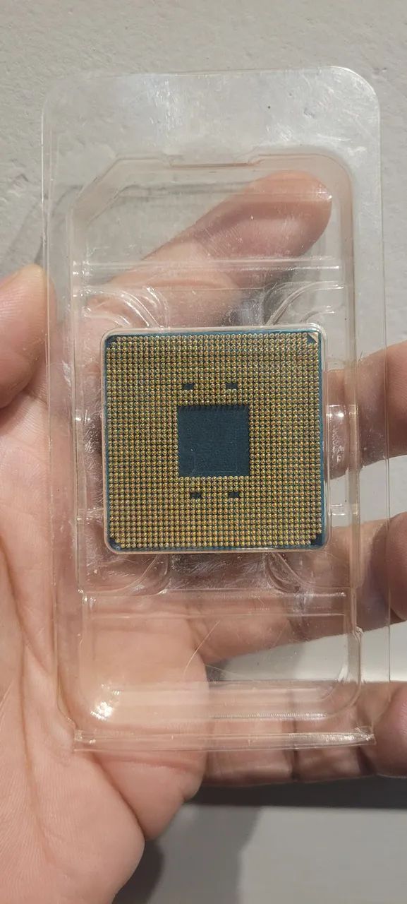 Processador AMD Ryzen 5 2400G AM4 - 4 Núcleos / 8 Threads - Funcionando - Foto 2