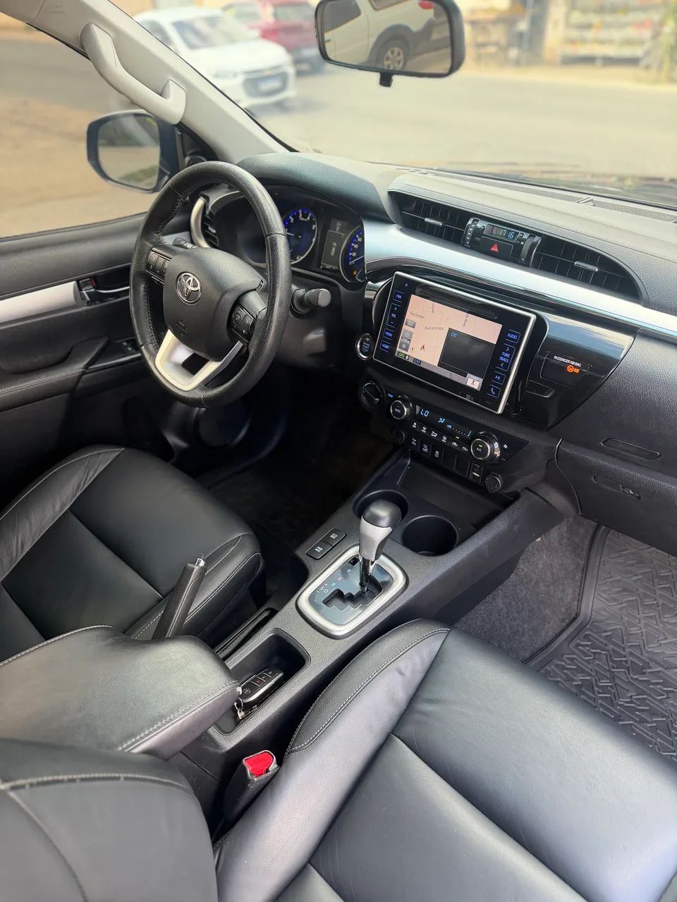 Toyota Hilux Hilux CD SRX 4x4 2.8 TDI 16V Diesel Aut. 2017