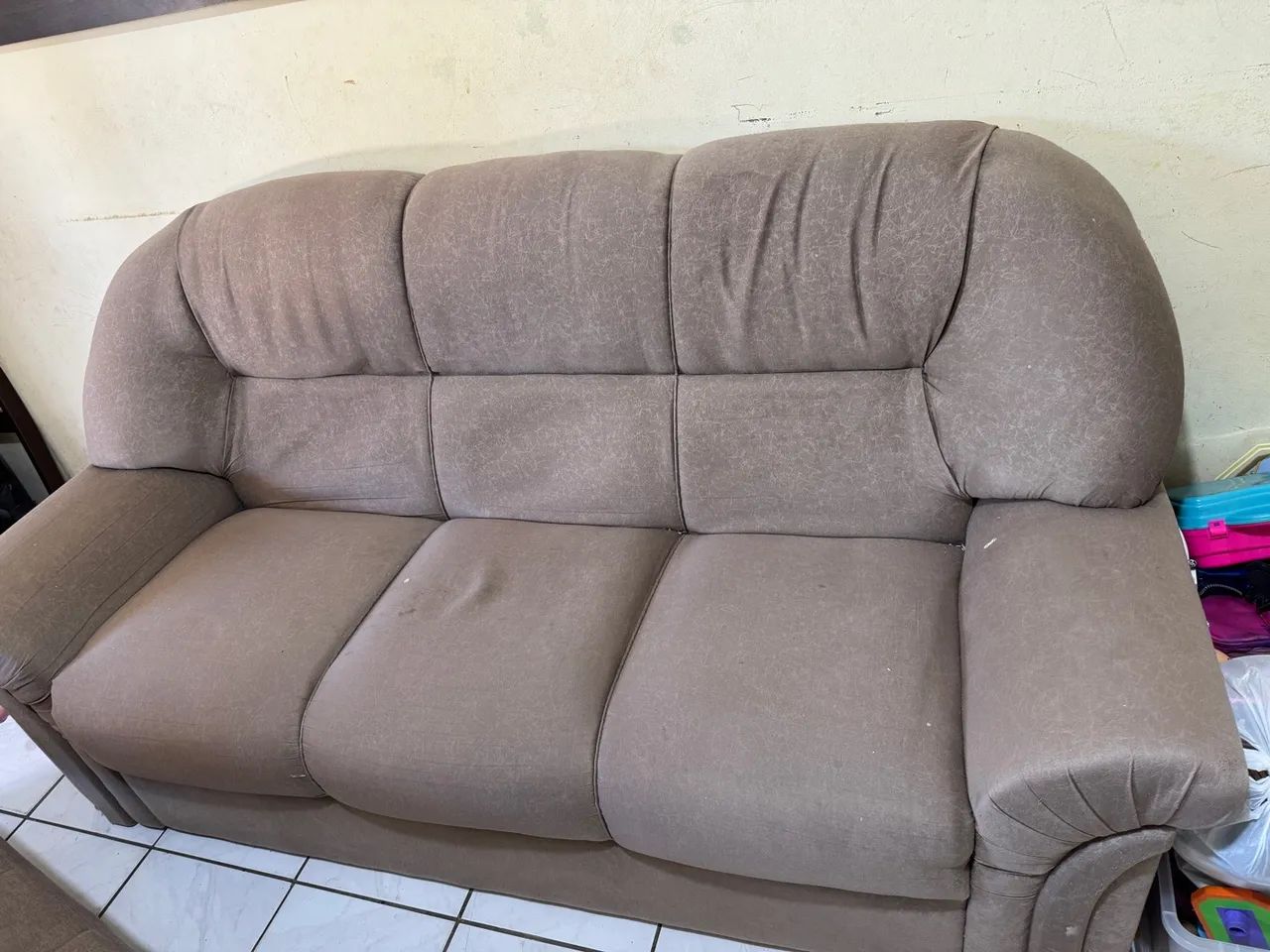 Sofá 3 Lugares Excelente
