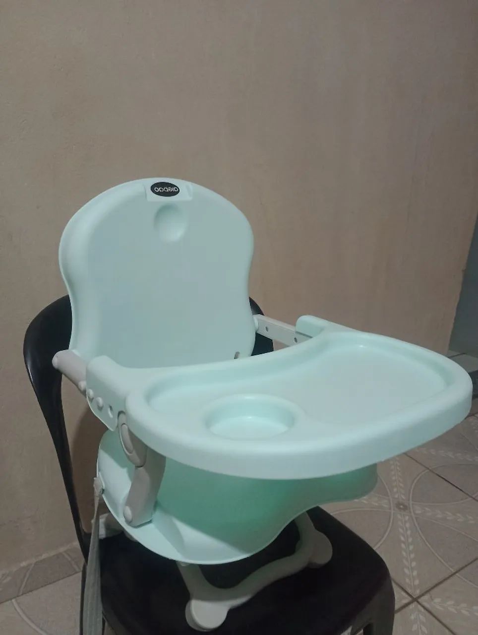Cadeira alimentação  - Foto 2