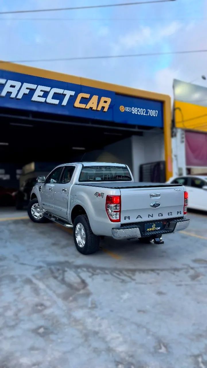Ford Ranger XLT 2.5 16V 4X2 CD Flex 2017 - Foto 3