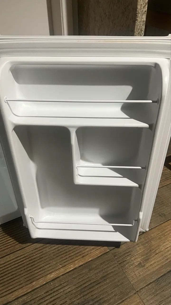 Frigobar de 68l - Impecável  - Foto 3