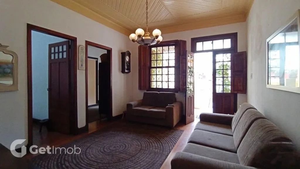 CASA ASSOBRADADA - PERDIZES - SP