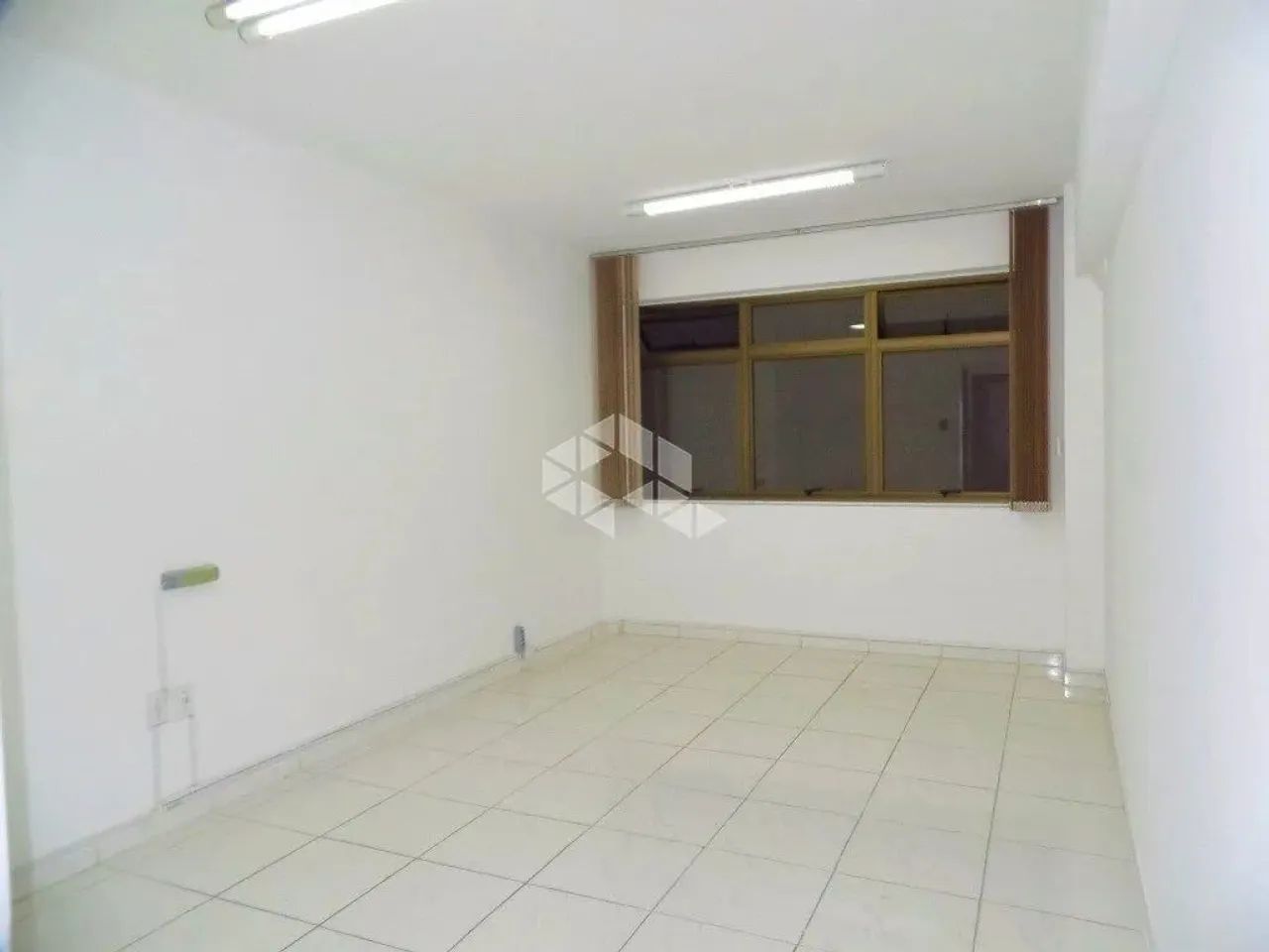 Sala comercial para venda na Galeria Di Primio Beck na Andradas no Centro Histórico de Por - Foto 2