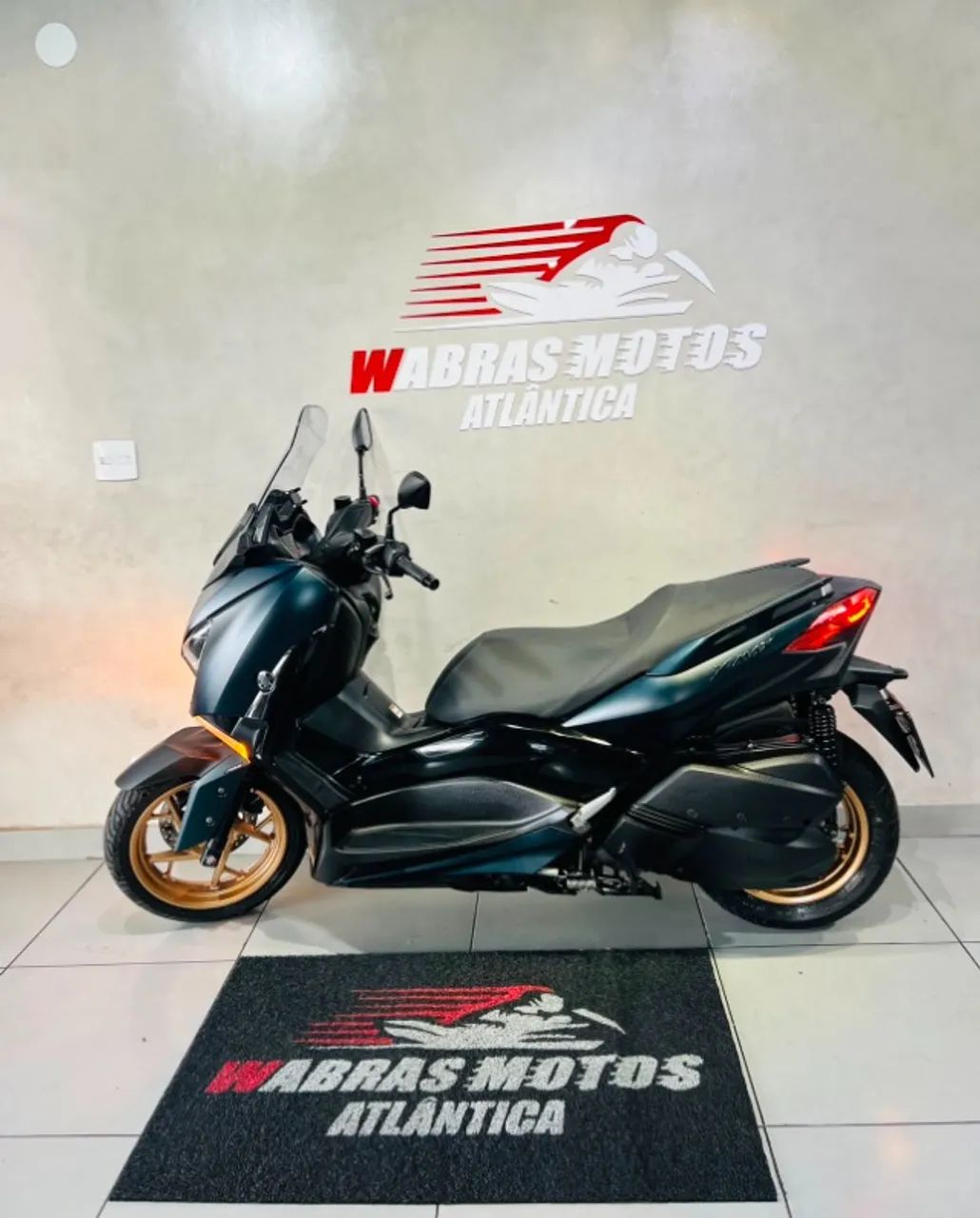 YAMAHA XMAX 250 - Foto 3