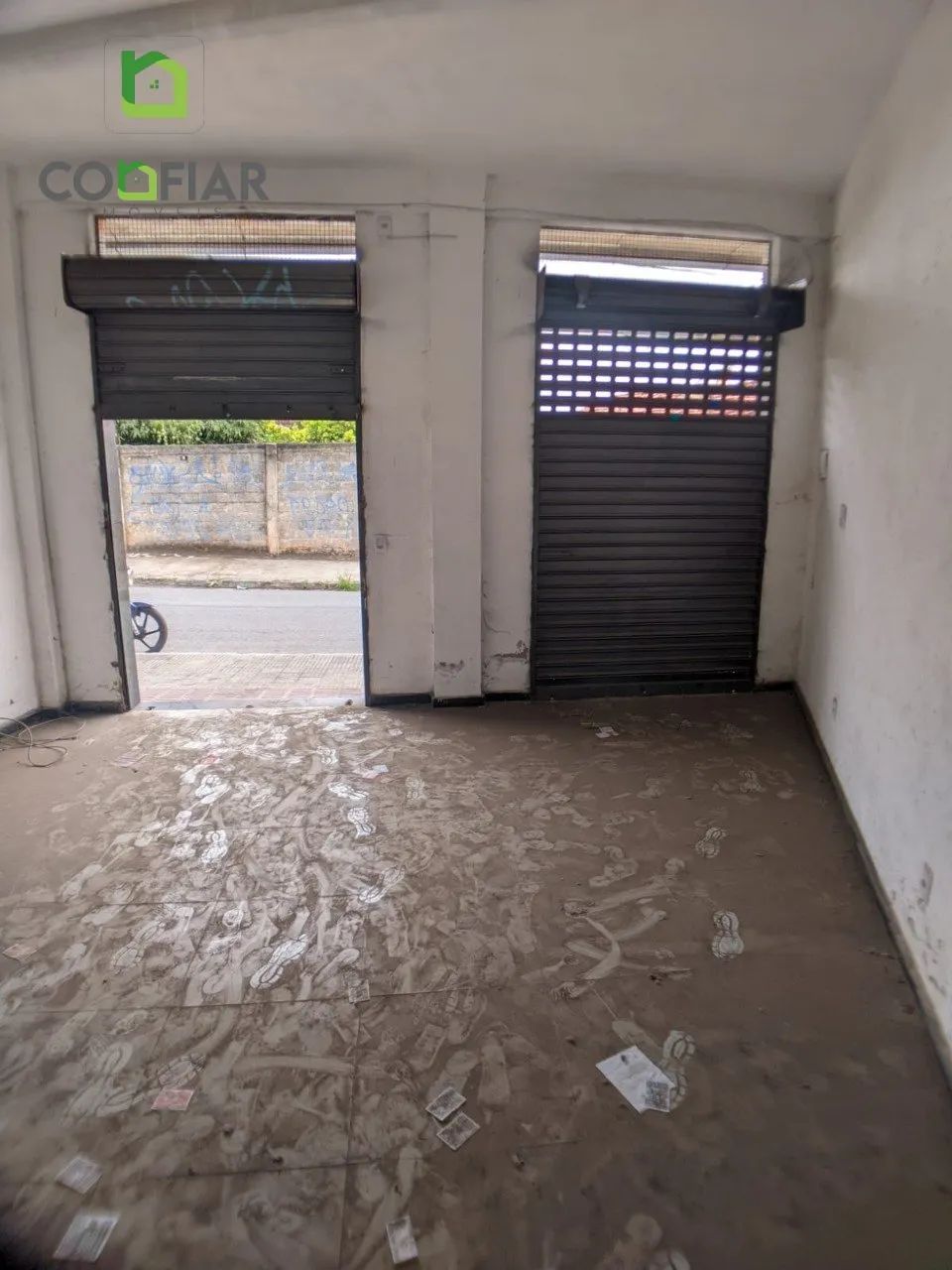 Loja para Locação - Bairro Glória