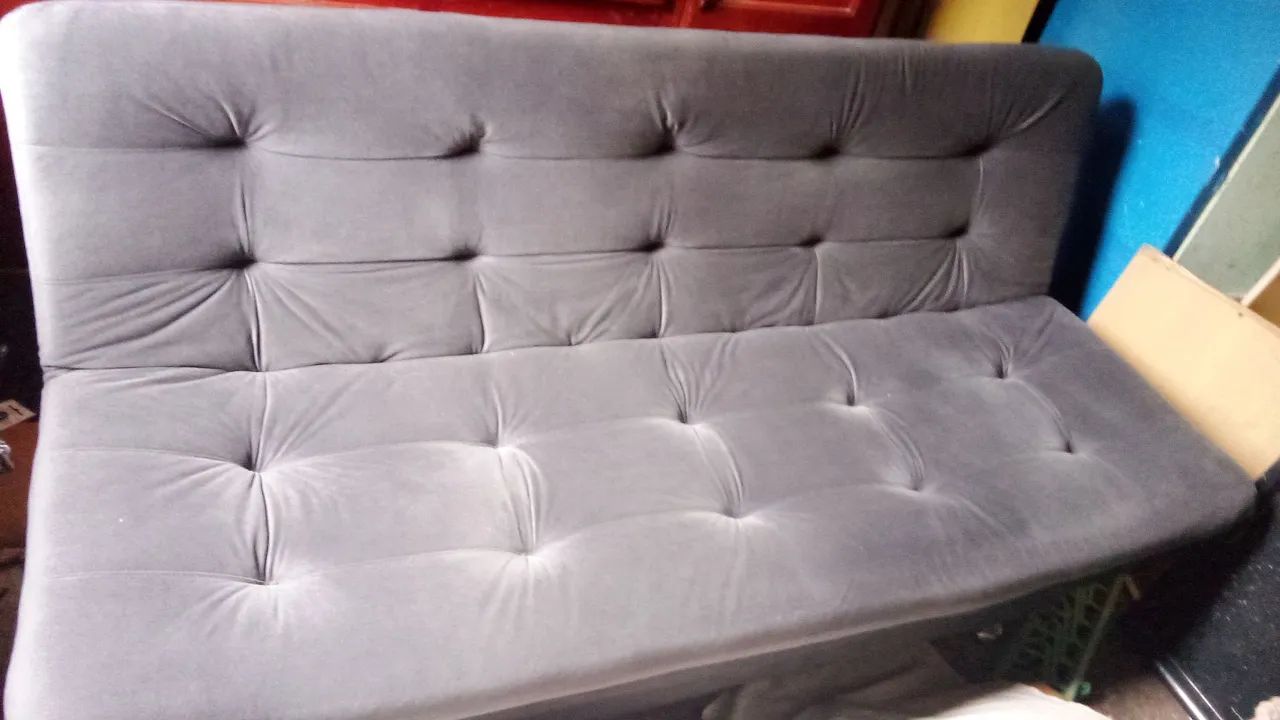 Vendo sofá cama semi novo
