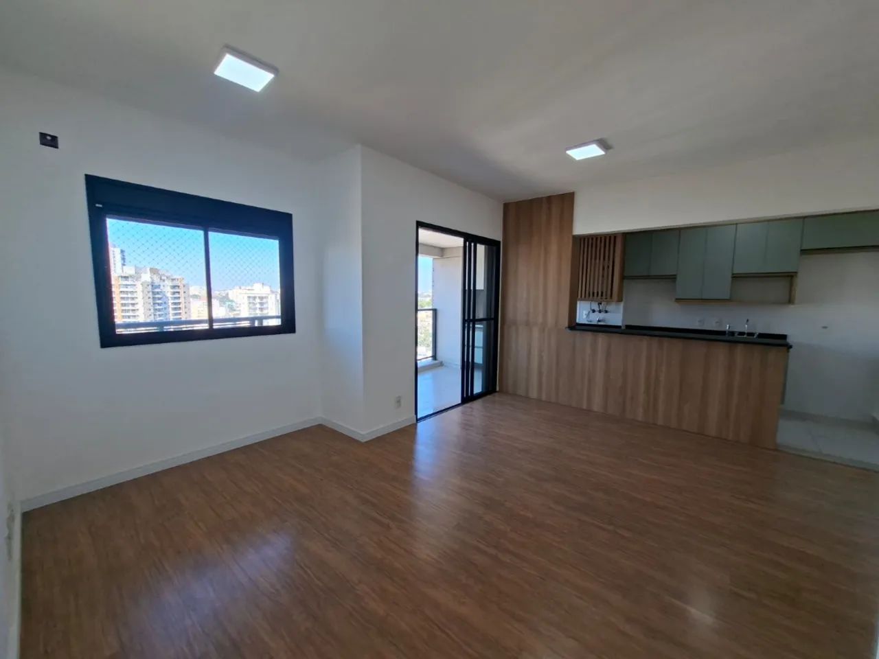 Apartamento para venda em Centro com 2 quartos, sendo 2 suítes, 78m²