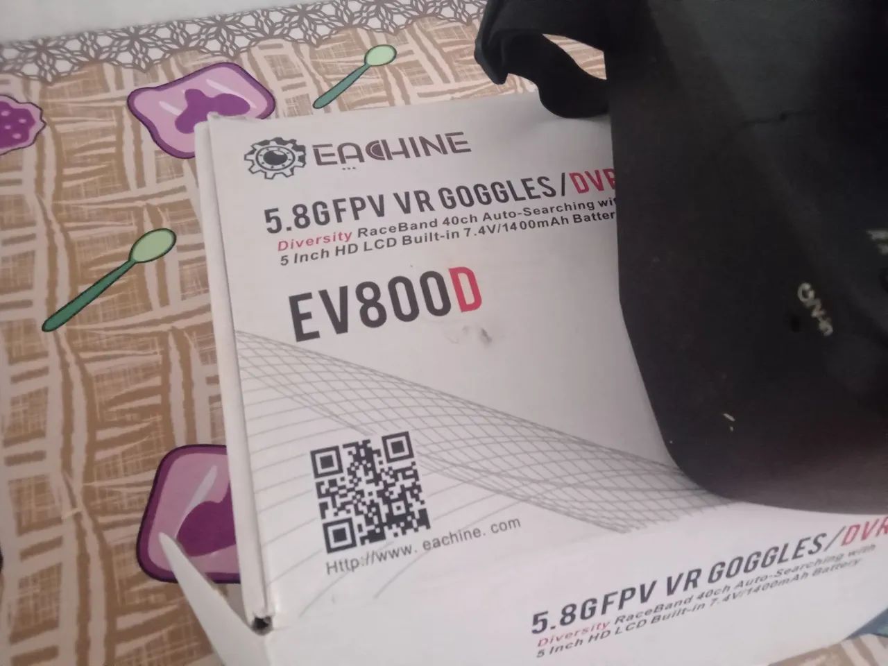 Oculos FPV EACHINE EV800D 5.8GFPV Analógico - Foto 2