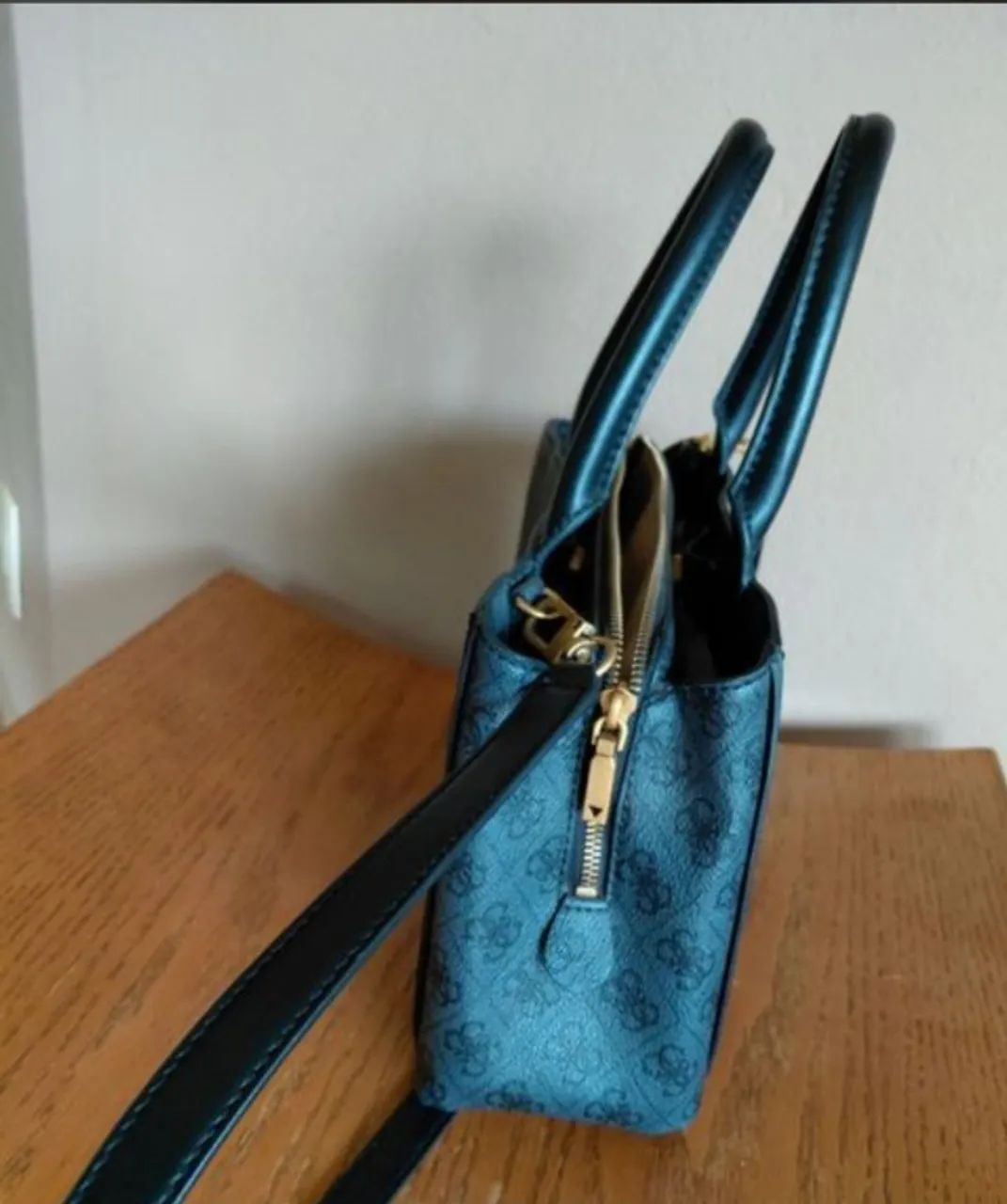 Bolsa Guess preta - Foto 3