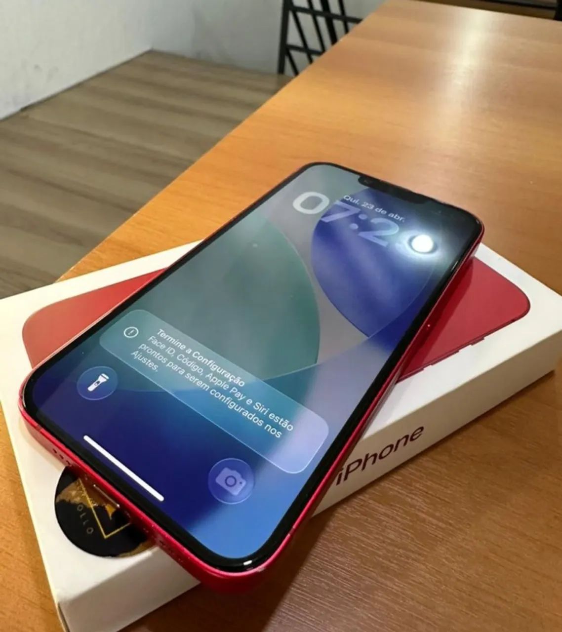iPhone 13 vermelho novo impecável  - Foto 4