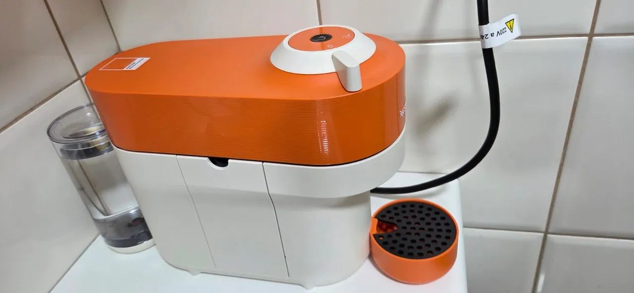 Cafeteira Nespresso Vertuo POP Pantone Edição Limitada 220v - Foto 2