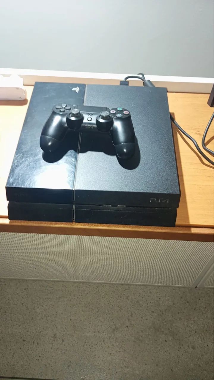 PS4 PRO 1 TB COM +30 JOGOS