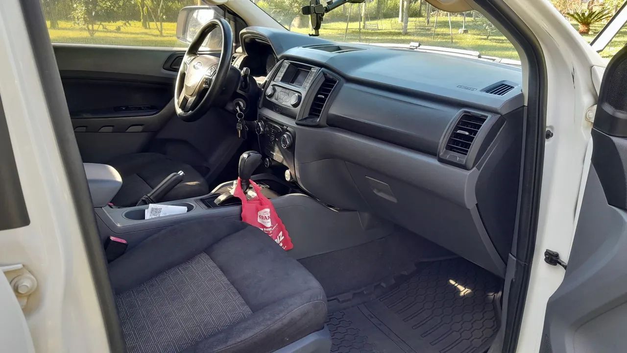 Vendo Ranger  Automática XLS 2.2 diesel 4x4 2018  - Foto 5
