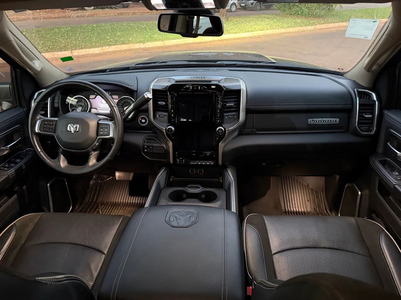 Ram 2500 Laramie 6.7 TDI CD 4X4 Diesel 2022 - Foto 11