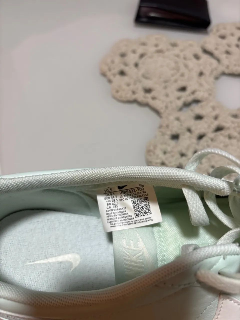 Vendo tênis Nike cor verde água  - Foto 4