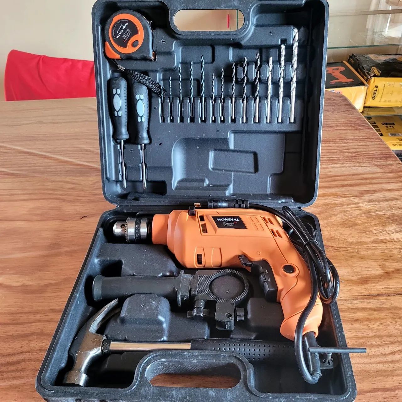 Furadeira e Parafusadeira Mondial 650W de Potência, Produto Novo na