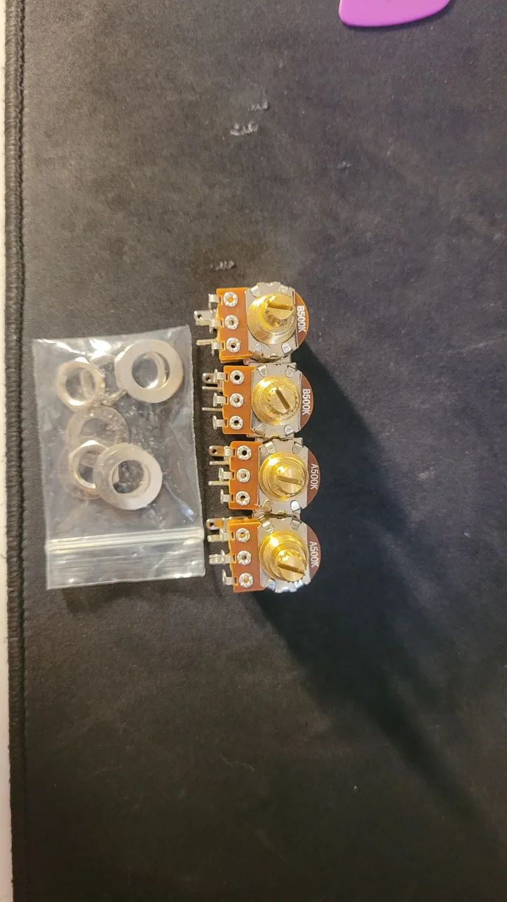 Potenciômetros Fleor Push-Push (2x A500k + 2x B500k) para Guitarra