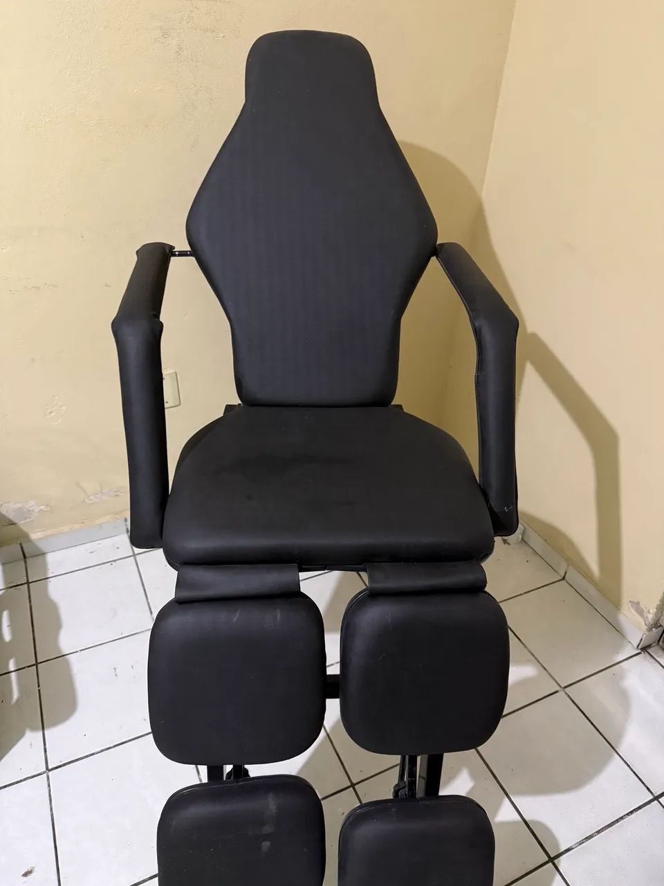     Cadeira/Maca 2 em 1 para tatuagem - Foto 2
