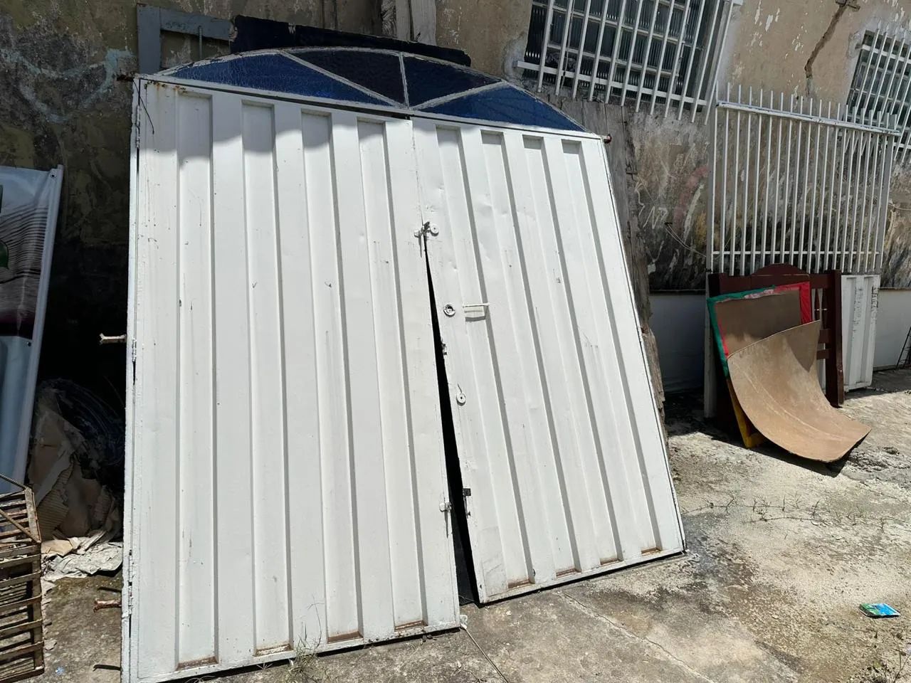 Porta, grades 418478045623767043
